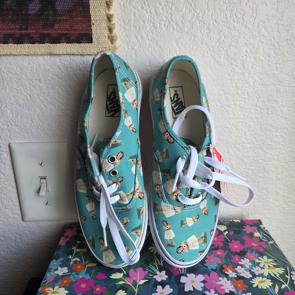 Vans Turquoise Shoes with Hula Dancer Design - Picture 6 of 6